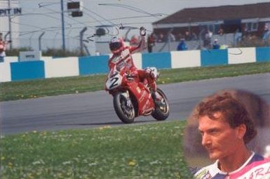 Ducati 916：义大利超跑的完美示范